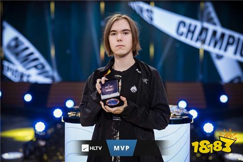 3DMAX 令人震惊地将 NAVI 淘汰出 2025 年电子竞技世界杯